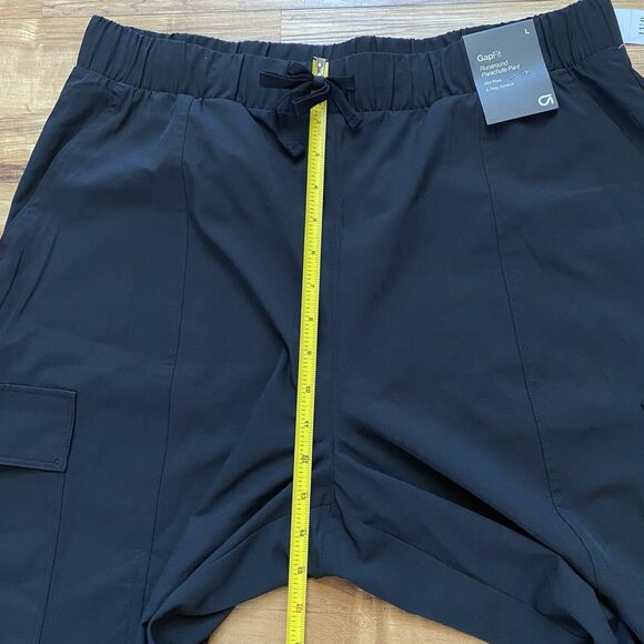 NWT GapFit Women’s L Black Runaround Parachute Cargo Pull-On Baggy Pants Stretch - Picture 10 of 16